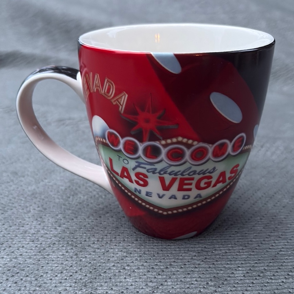 Red and White Las Vegas Dining Mug